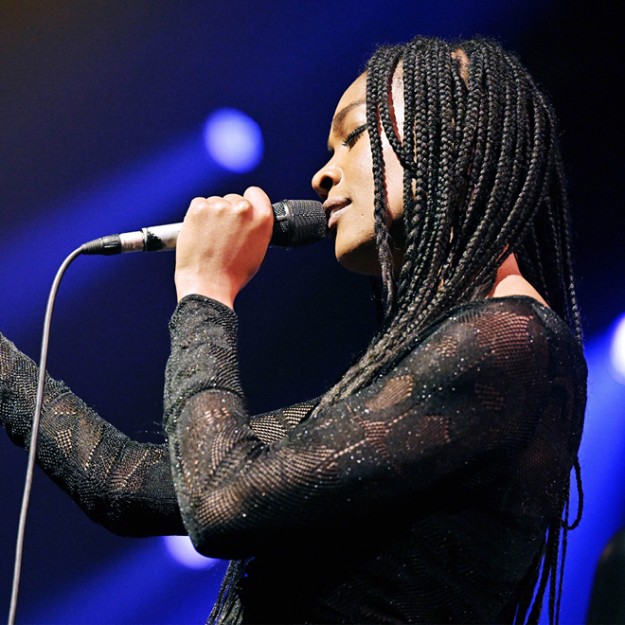 Célia Kameni - Autrice-compositrice, interprète. Prix de l’Artiste vocale de l’année aux Victoires du Jazz. Sortie de l’EP Méduse. Concerts aux festivals Wolfi Jazz, Festival Jazz à Lyon, Jazz en Nore, Opéra de Lyon, etc.&nbsp;