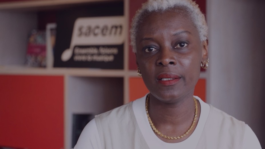 Vignette de la vidéo "Collaborateurs Sacem", bouton lecture au centre
