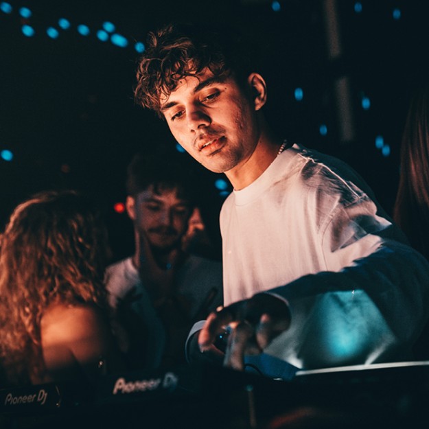Rivo - Composer, songwriter, DJ, producer. Release of the singles “Karma” and “Mess Around (Baby Baby)”. DJ sets at Tomorrowland Winter and Belgium, Lollapalooza Paris, Brunch – In the Park (Barcelona), Rise Lantern Festival (USA), Silo Brooklyn.&nbsp;